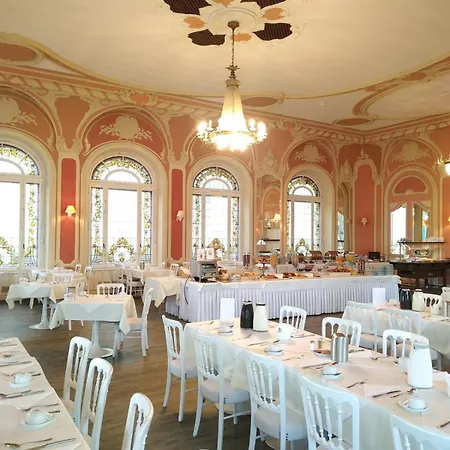 Eden Palace Au 4*