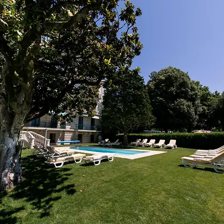 Eden Palace Au 4*