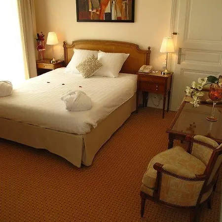 Hotel Eden Palace Au 4*