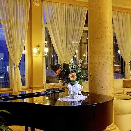 Eden Palace Au 4* Montreux