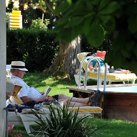 Hotel Eden Palace Au 4*
