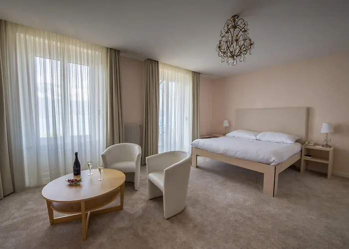 Eden Palace Au 4* Montrö