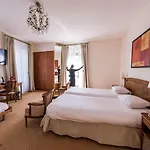Eden Palace Au Hotel 4*