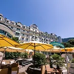 Eden Palace Au Hotel 4*