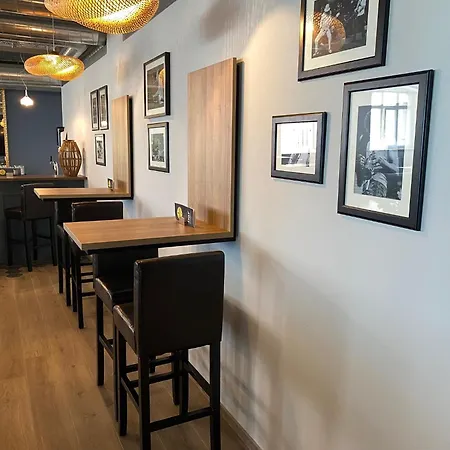 Отель Eden Palace Au Монтрё