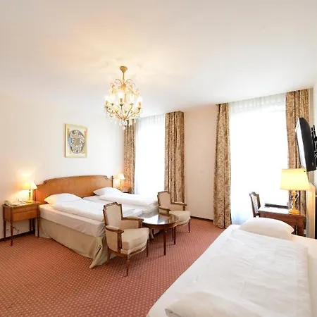 Hotel Eden Palace Au