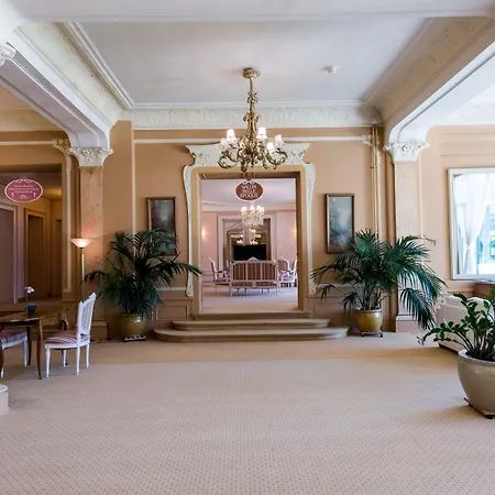 에덴 팔라스 오 락 호텔 몽트뢰