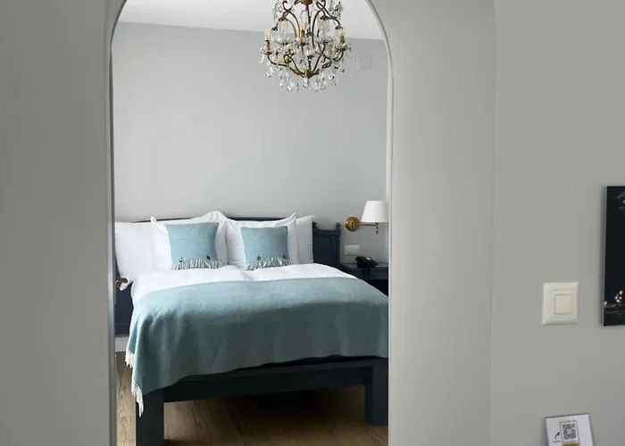 Hotell Eden Palace Au